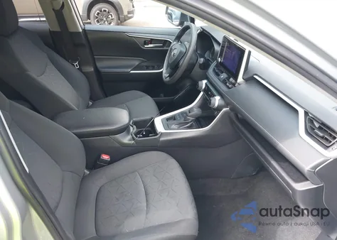 2024 Toyota Rav4 Xle from USA, damaged, VIN 2T3P1RFV1RW442071